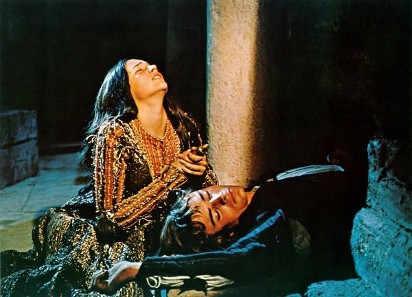 Любовь на площадке, исторические места и пролитая кровь: как снимался фильм Франко Дзеффирелли «Ромео и Джульетта»